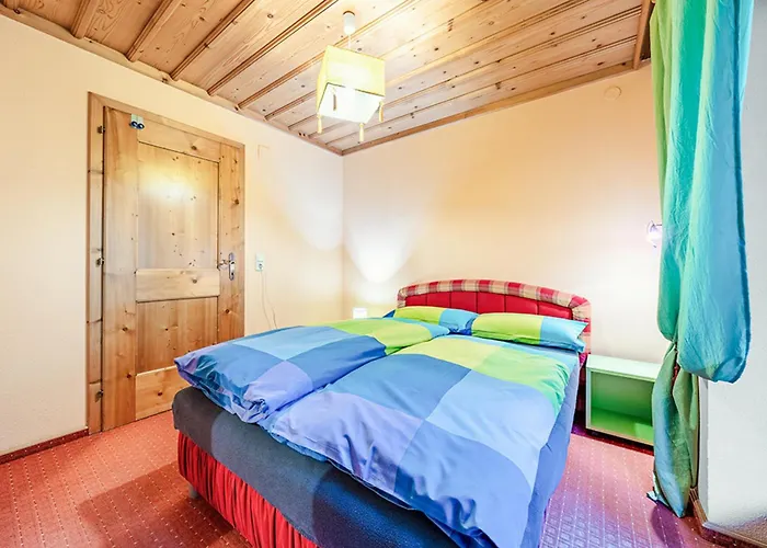 Harlander باد هوفغاستين